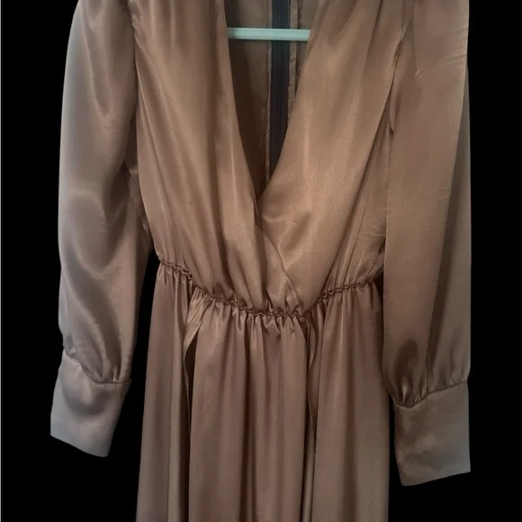 Long Sleeve V-Neck Satin Maxi Dress in Rust - Picture 6 of 8